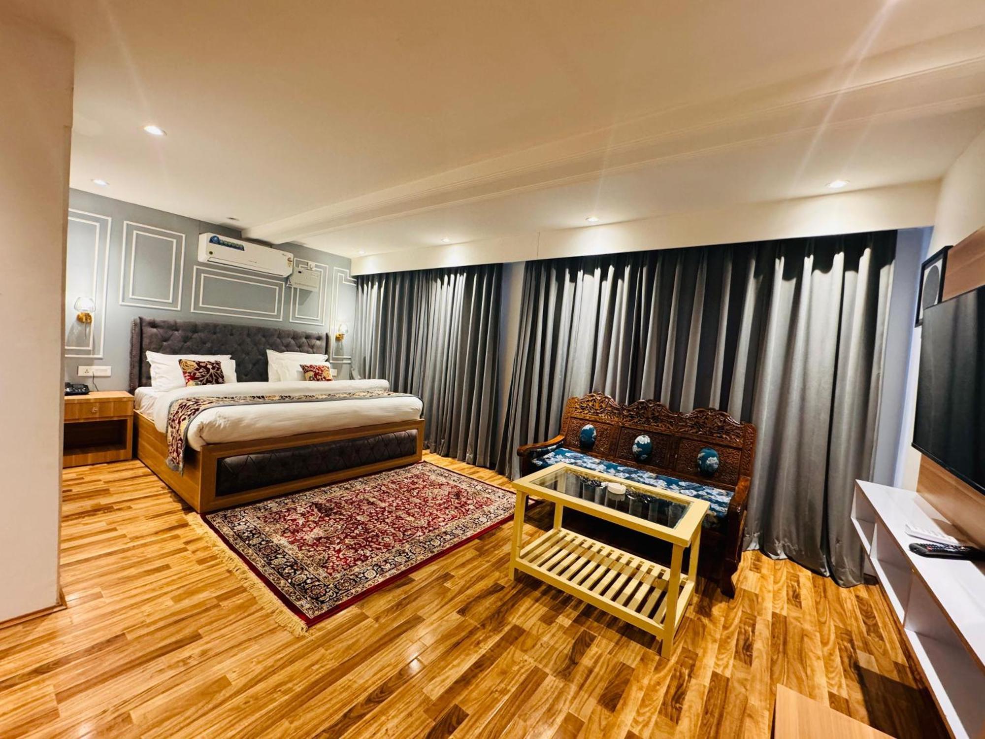 De Elaaf The Luxury Stay Srīnagar المظهر الخارجي الصورة