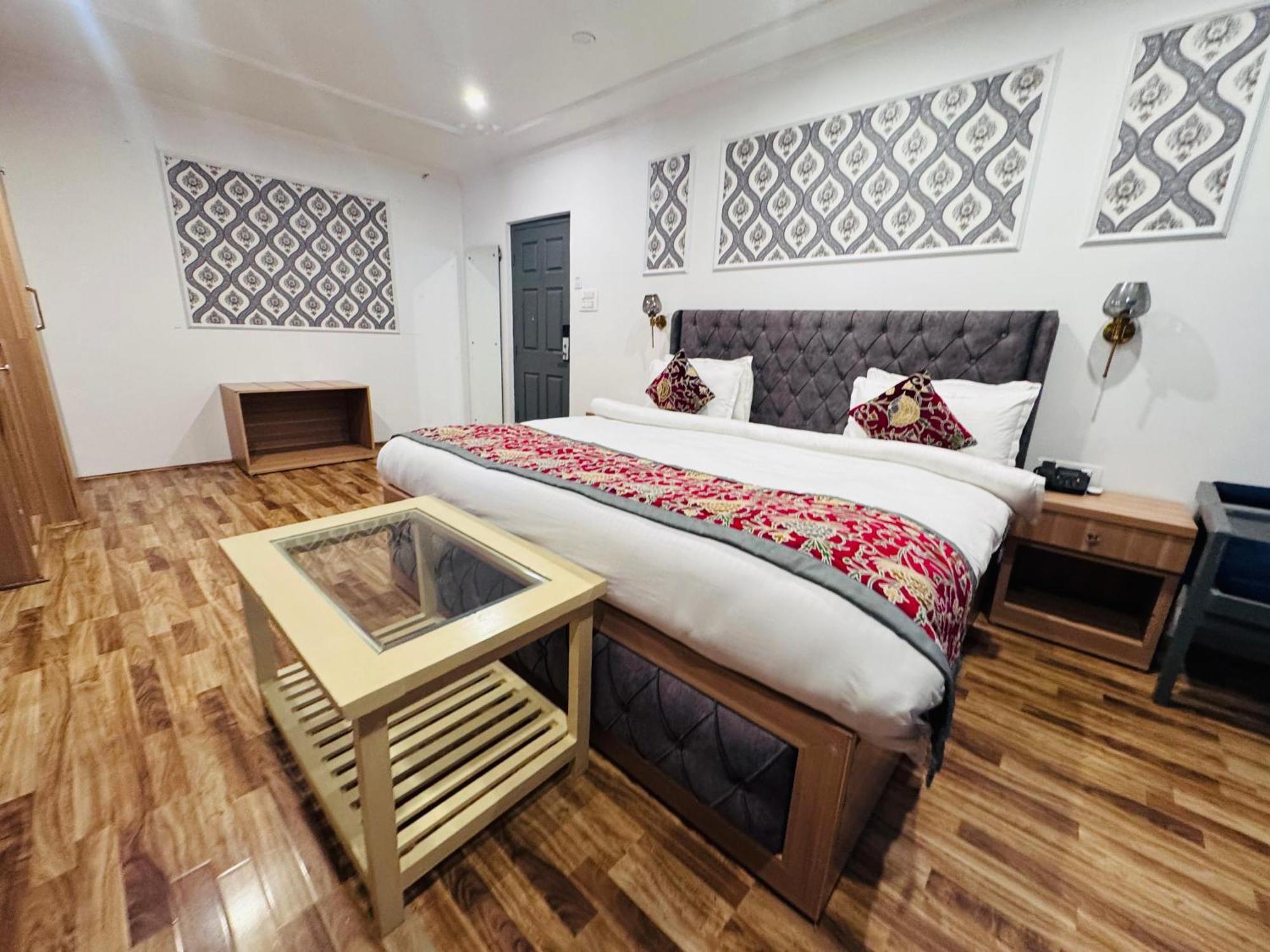 De Elaaf The Luxury Stay Srīnagar المظهر الخارجي الصورة