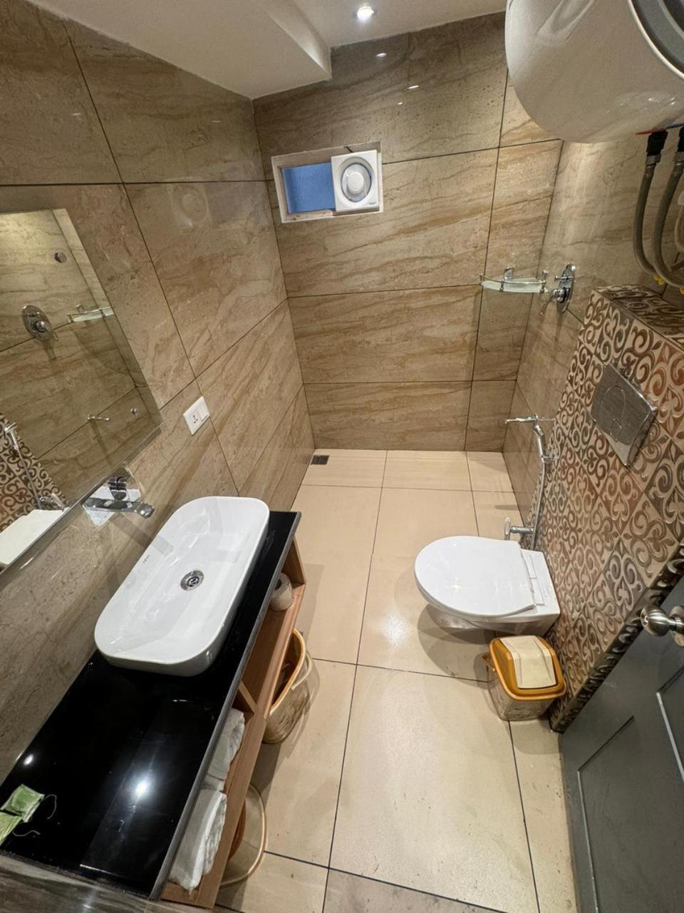 De Elaaf The Luxury Stay Srīnagar المظهر الخارجي الصورة