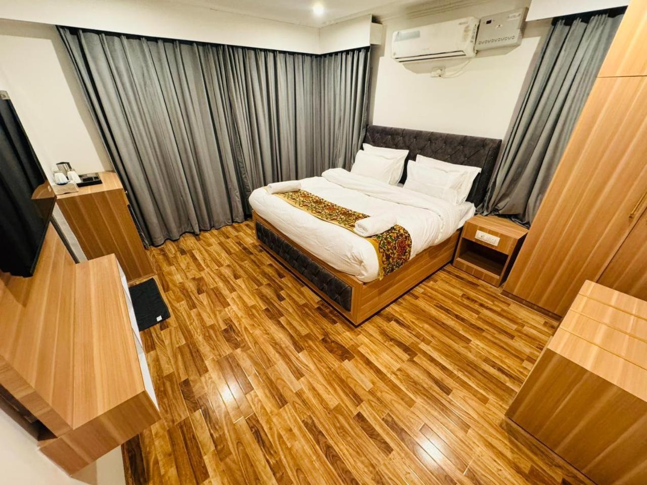 De Elaaf The Luxury Stay Srīnagar المظهر الخارجي الصورة